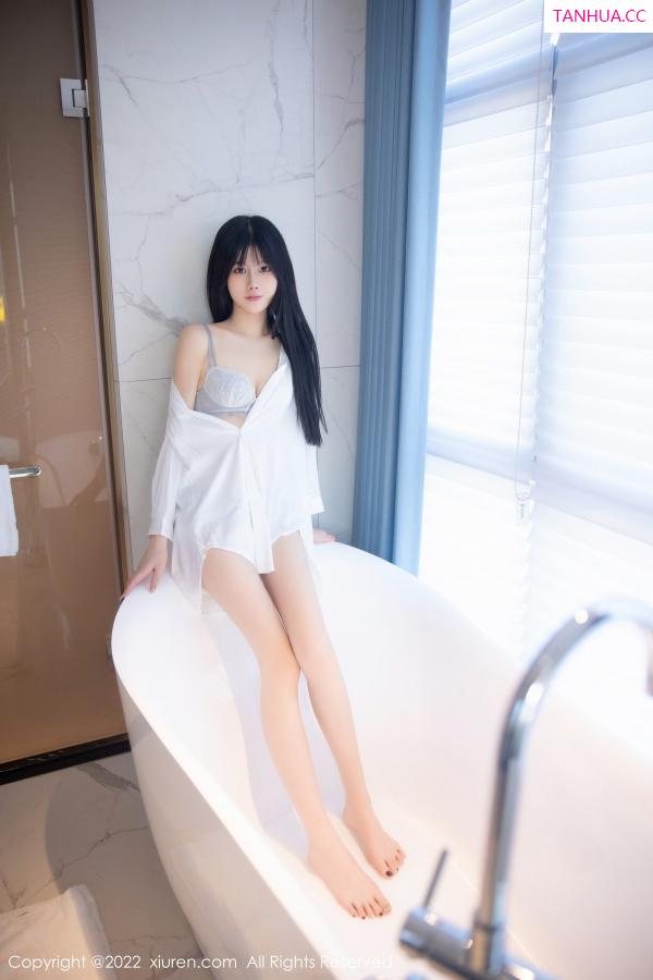 77qiqi  [XiuRen]高清写真图 2022.11.25 No.5909 77qiqi 浴缸美腿第6张图片